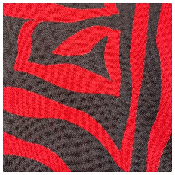 💕Beautiful Red and Black Fine Knit Lularoe Julia Dress💕 - Picture 7 of 9